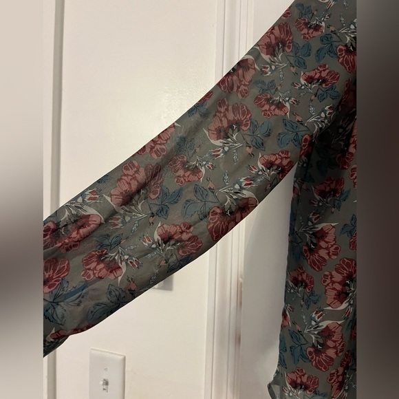 DownEast Floral Blouse size L (M120) - Picture 2 of 8